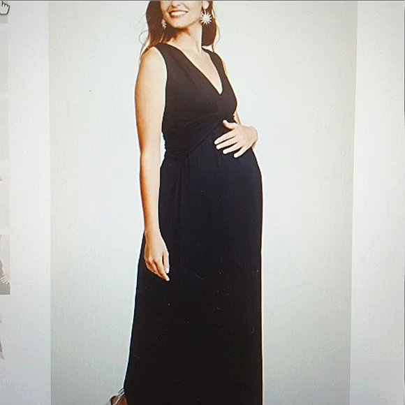 chinese dress ladies Lavinia | Black High-Neck Maternity Maxi Dress with Cape-Sleeve